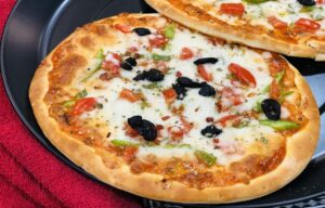 How to make a perfect homemade pizza?